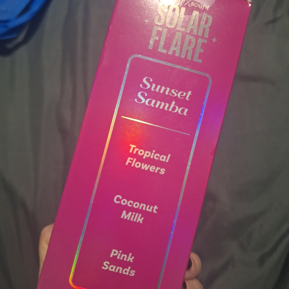 Sunset Samba Skincare Set - - Picture 3 of 4